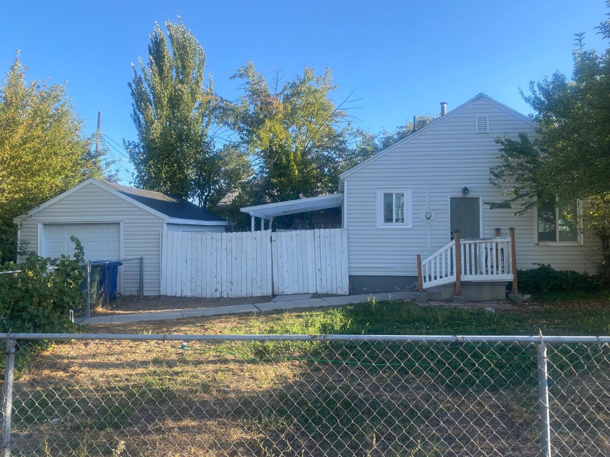 Cute Entire Small House With Large Yard! Pets Welcome! West Valley City Extérieur photo