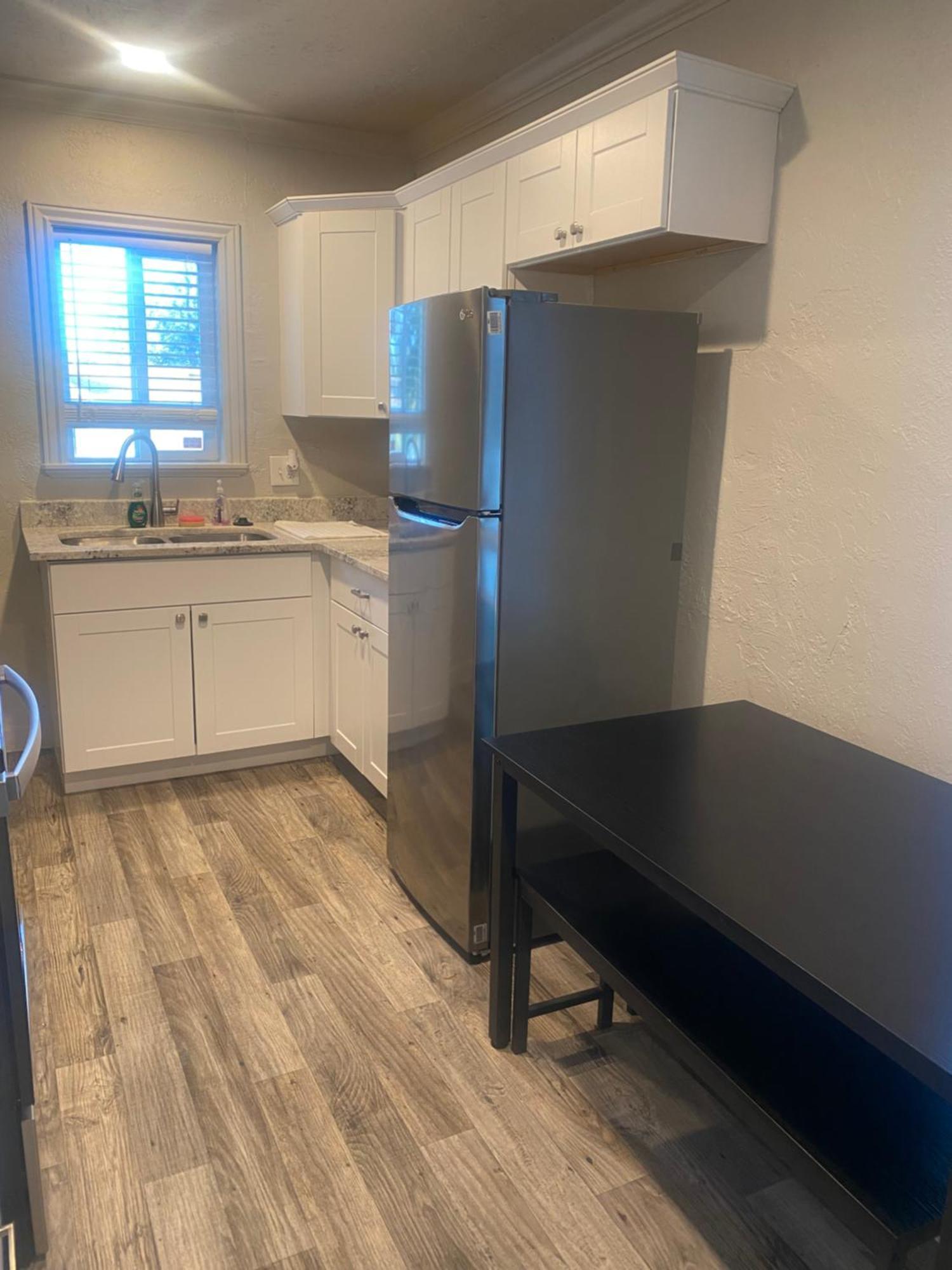 Cute Entire Small House With Large Yard! Pets Welcome! West Valley City Extérieur photo