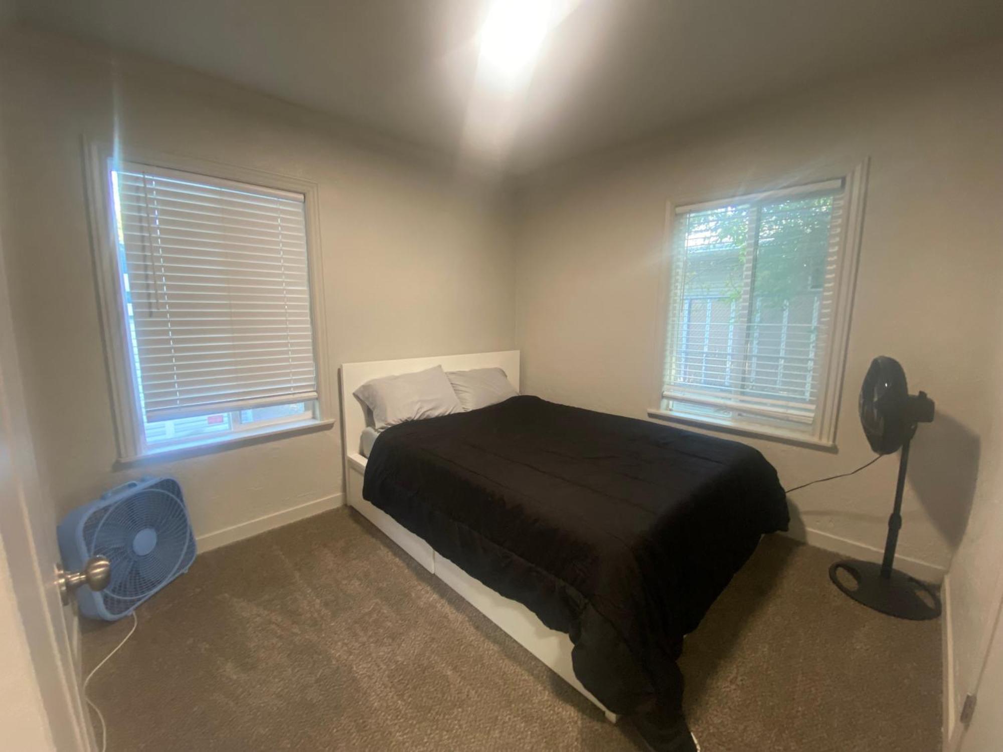 Cute Entire Small House With Large Yard! Pets Welcome! West Valley City Extérieur photo